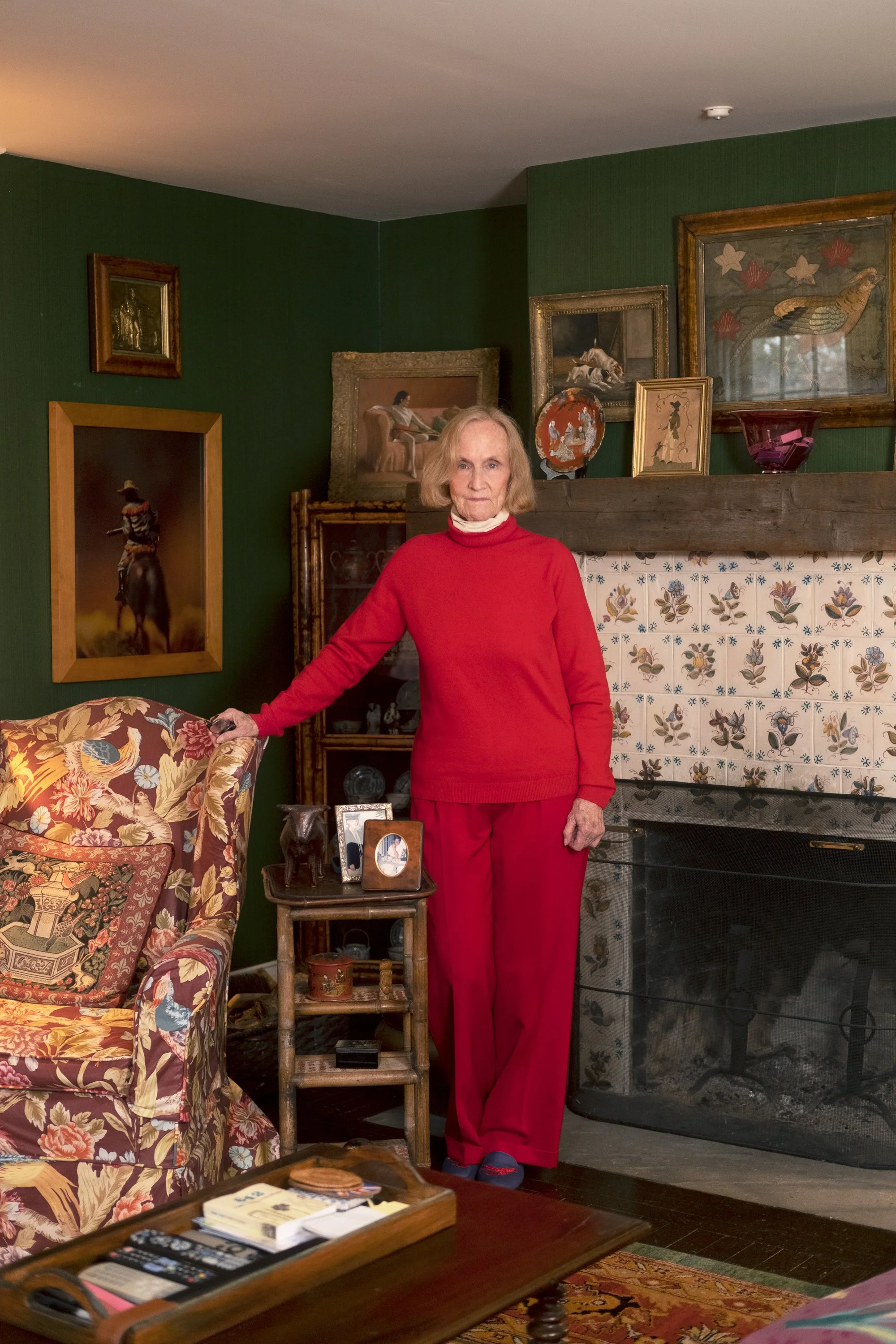 Tina Barney: Family Ties | Book Exhibition at Jeu de Paume, Paris